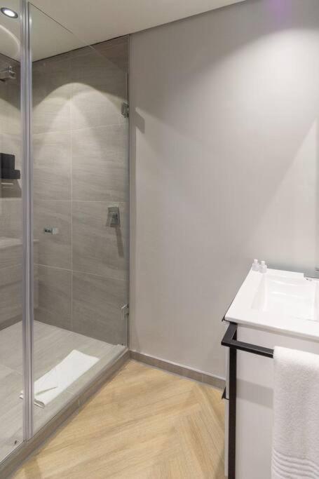 Brand New Large Studio Apartment In Cape Town. Ngoại thất bức ảnh